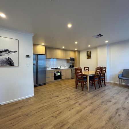No Party Allowed, Entire Brand New 3 Bedroom Townhouse, Free Unlimited Fibre Wifi And Free Parking Wellington Dış mekan fotoğraf