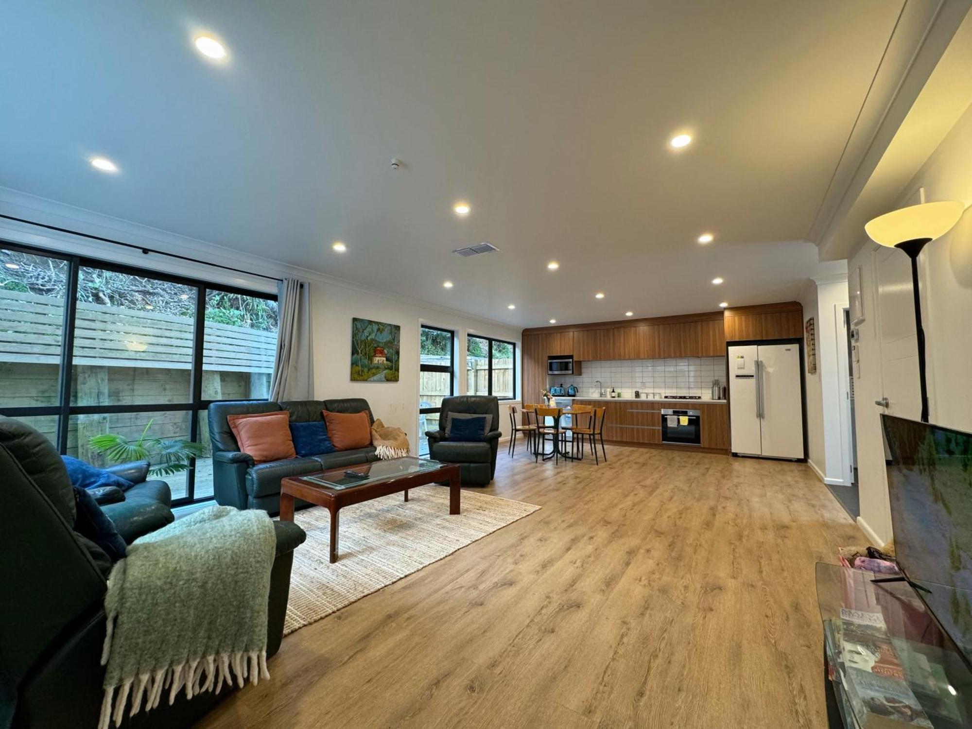 No Party Allowed, Entire Brand New 3 Bedroom Townhouse, Free Unlimited Fibre Wifi And Free Parking Wellington Dış mekan fotoğraf